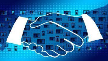 Interoperability Protocols in Blockchain: Creating a Connected Ecosystem